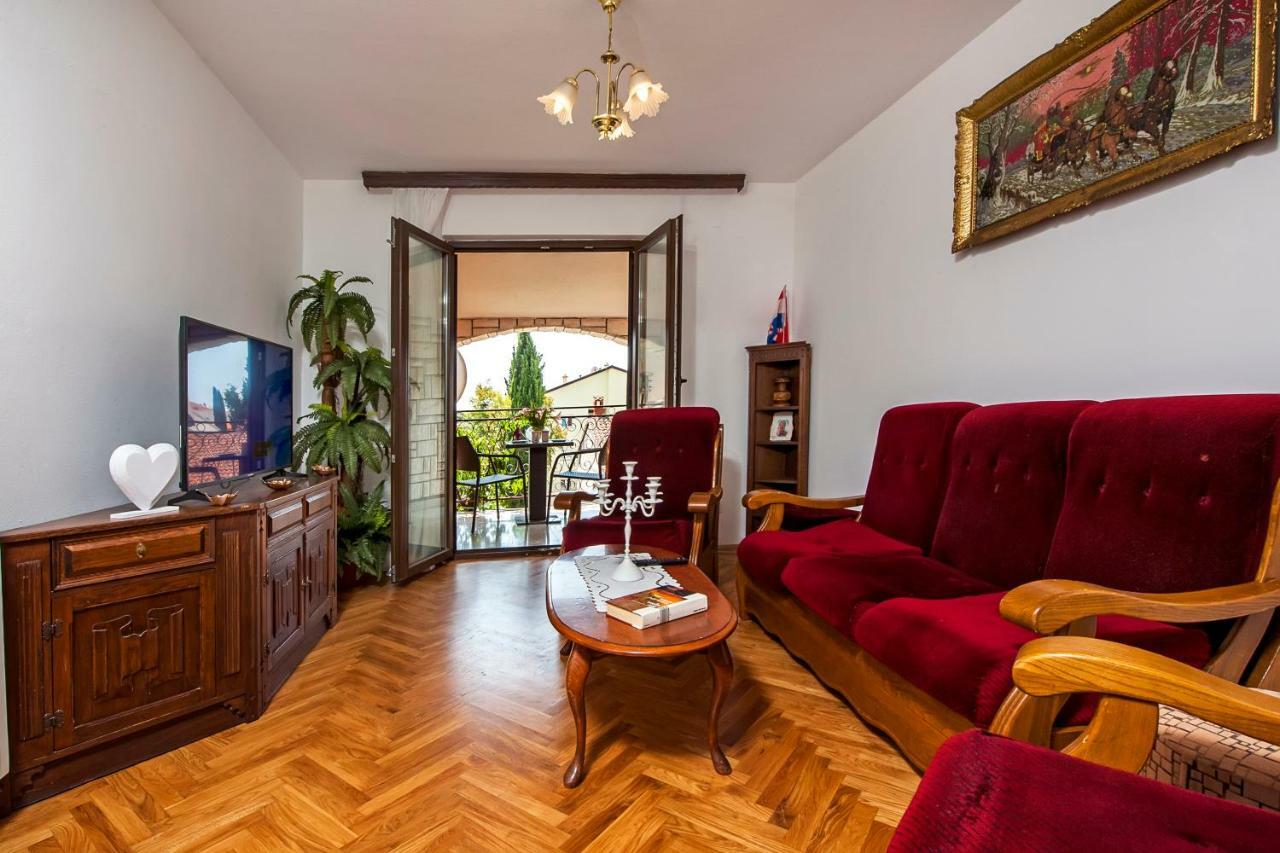רוביני Apartment Valentina מראה חיצוני תמונה