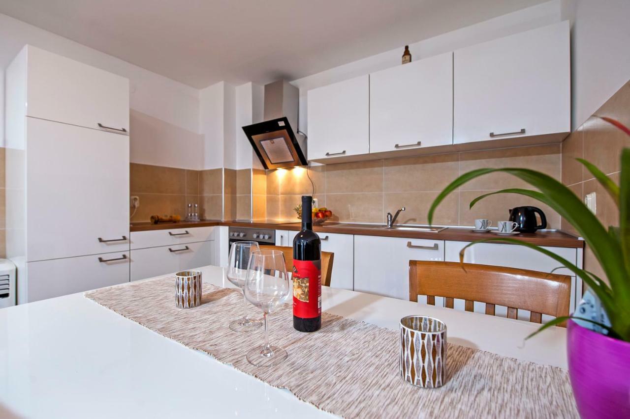 רוביני Apartment Valentina מראה חיצוני תמונה